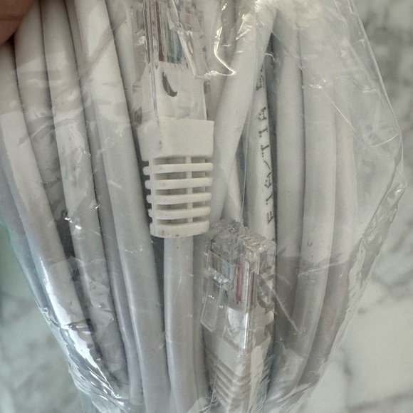 Brand new 60 ft Cat5e cable with RJ45 connector from GW Security - Picture 3 of 4